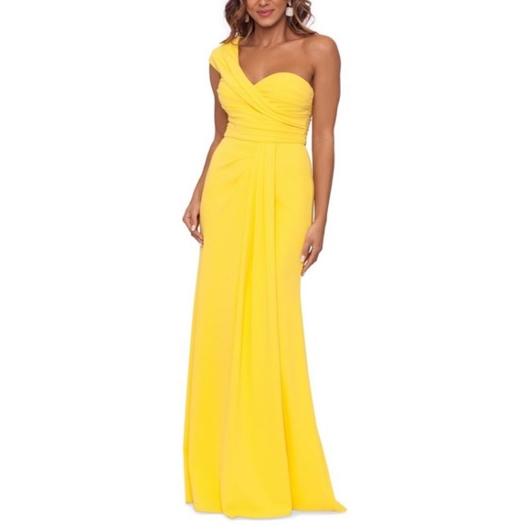 Betsy & Adam Dresses & Skirts - Betsy & Adam Yellow One-Shoulder Evening Gown size 14
